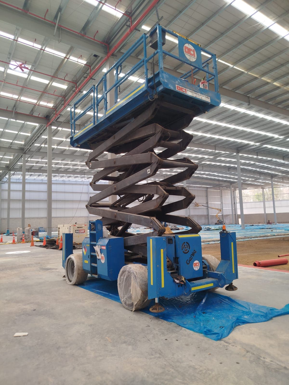 Manlift telescópico en obra civil